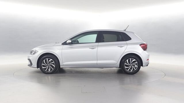 Volkswagen POLO 1.0 TSI 95pk Life Edition / Navigatie / Stoelverwarming / Camera