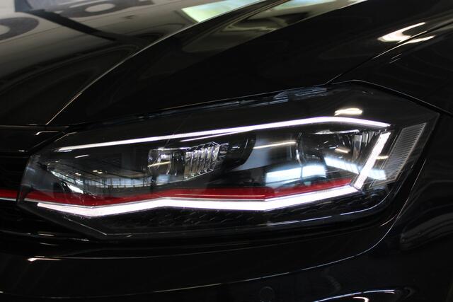 Volkswagen POLO 2.0 TSI GTI | Incl. 12 maanden garantie | Adaptieve cruise control | Climate control | Stoelverwarming | Parkeercamera | Navigatie | Recent onderhouden |