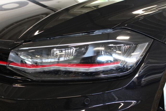 Volkswagen POLO 2.0 TSI GTI | Incl. 12 maanden garantie | Adaptieve cruise control | Climate control | Stoelverwarming | Parkeercamera | Navigatie | Recent onderhouden |