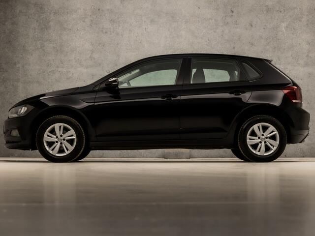 Volkswagen POLO 1.0 TSI Sportline (APPLE CARPLAY, LM VELGEN, CRUISE, SPORTSTOELEN, LED ACHTERLICHTEN, NIEUWE APK, NIEUWSTAAT)