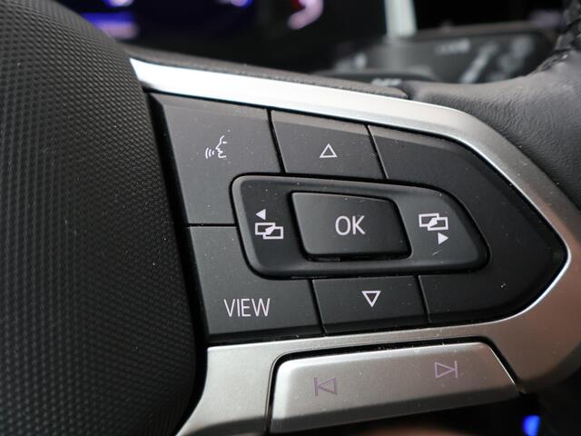 Volkswagen POLO 1.0 TSI R-Line | 95 PK | Automaat | Achteruitrij camera | Adaptive Cruisecontrol | Multifunctioneel stuurwiel