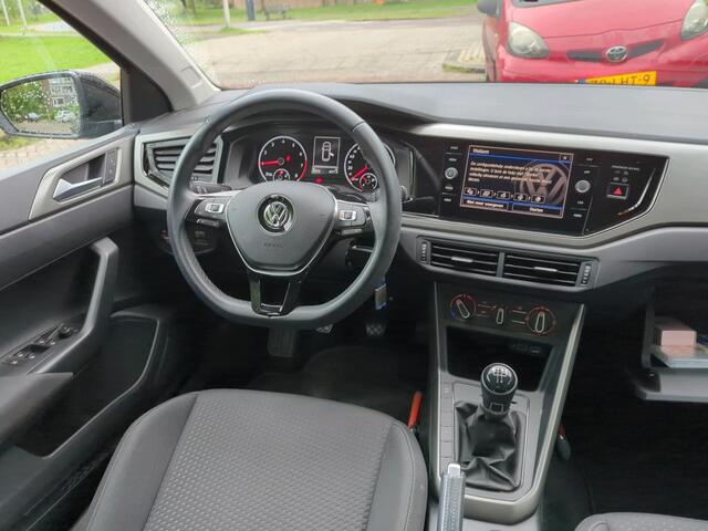 Volkswagen POLO 1.0 TSI Comfortline / PARK. SENSOREN/ NAVI/ AIRCO