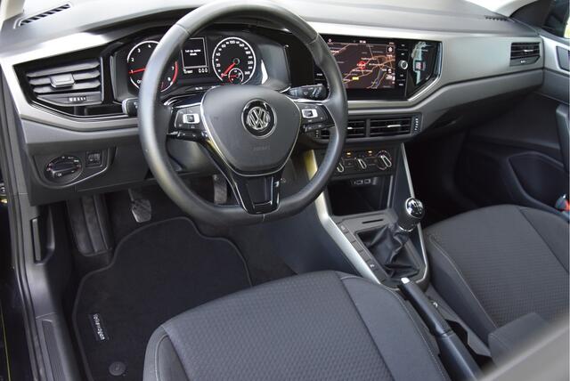 Volkswagen POLO 1.0 TSI 96 PK Navi PDC Carplay NAP Garantie Comfortline Business