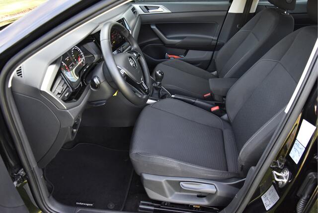 Volkswagen POLO 1.0 TSI 96 PK Navi PDC Carplay NAP Garantie Comfortline Business