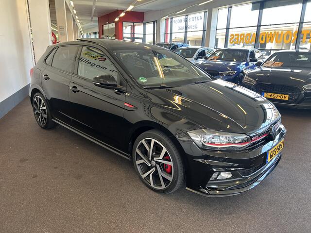 Volkswagen POLO 2.0 TSI GTI | Panoramadak | Digital dashboard | Adaptieve cruise control | Keyless | Adaptief onderstel | Achteruitrijcamera | Climate control | Stoelverwarming | Full LED | Parkeersensoren v+a