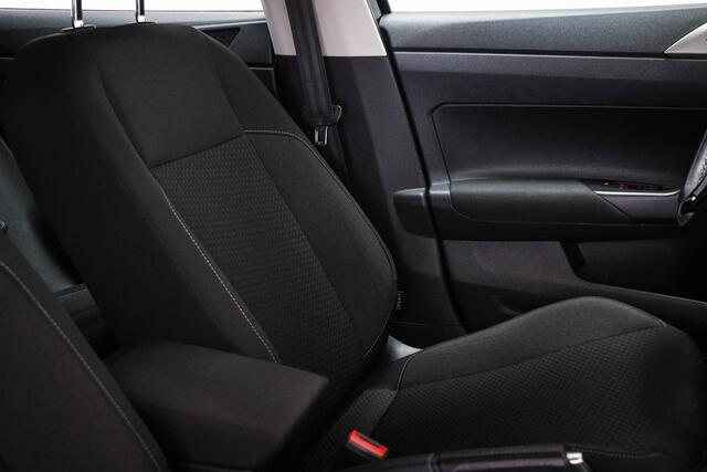 Volkswagen POLO 1.0 TSI Comfortline Business | LICHT & ZICHT PACK | AIRCO | DAB | TREKHAAK AFNEEMBAAR
