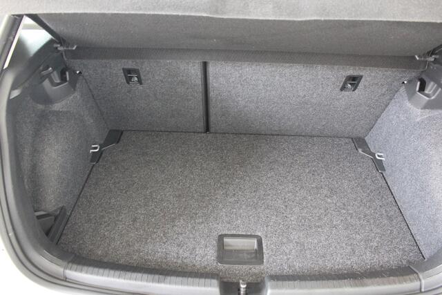 Volkswagen POLO 1.0 TSI Comfortline Navigatie | Airco | Centrale vergrendeling | Metallic lak