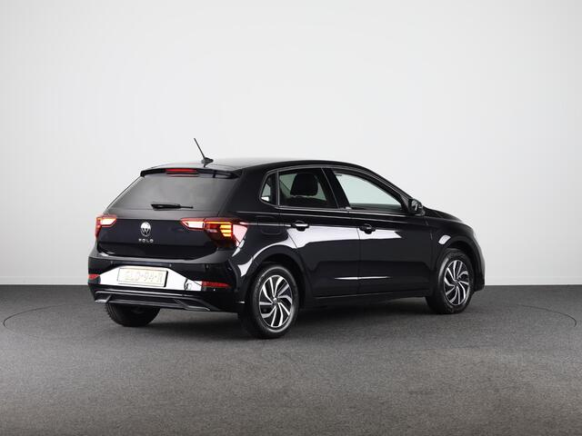 Volkswagen POLO 1.0 TSI Life Edition 95 pk Automaat (DSG) | Verlengde garantie | Navigatie via App | Parkeersensoren achter | Achteruitrijcamera | Apple Carplay/Android Auto | LED koplampen |