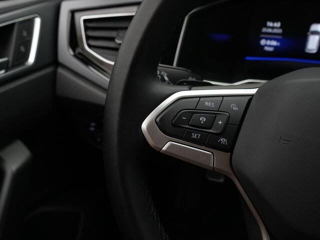 Volkswagen POLO 1.0 TSI 95 pk DSG R-Line | Achteruitrijcamera | Stoelverwarming | Adaptive Cruise | Keyless