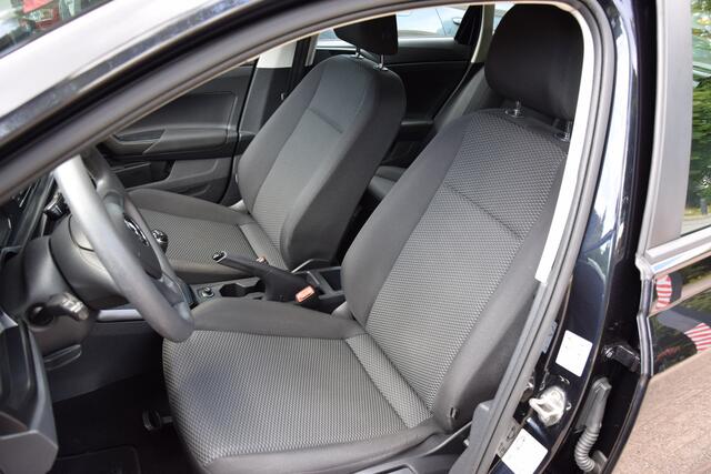Volkswagen POLO 1.0 MPI Comfortline | BOVAG Garantie | All Season Banden | Parkeersensoren Achter | Speed Limiter | Bluetooth Telefoonverbinding | Goed Onderhouden |