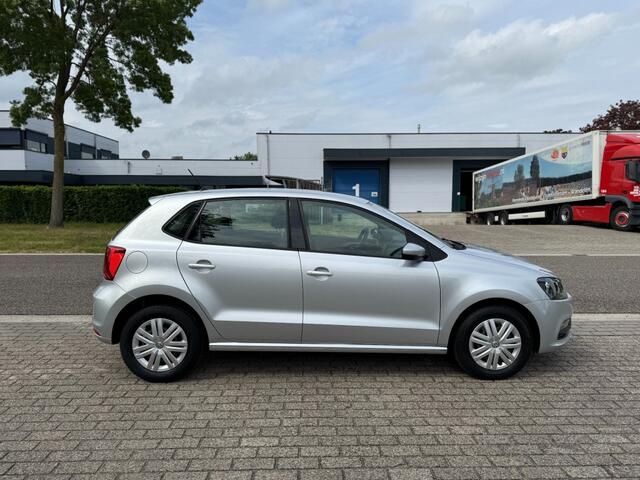 Volkswagen POLO 1.0 Easyline Airco 5 Deurs