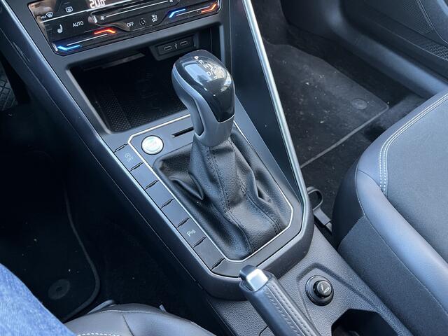 Volkswagen POLO 1.0 TSI Style / AUTOMAAT/ PARK. SENSOR. V+A/ CAMERA/ APP-CONNECT/ DIGITAL DASH/ STOEL VERWARM./ ACC/ KEYLESS/ DAB/ NAVI/ CLIMA/ IQ.LIGHT/ ISOFIX/ 17'' LMV
