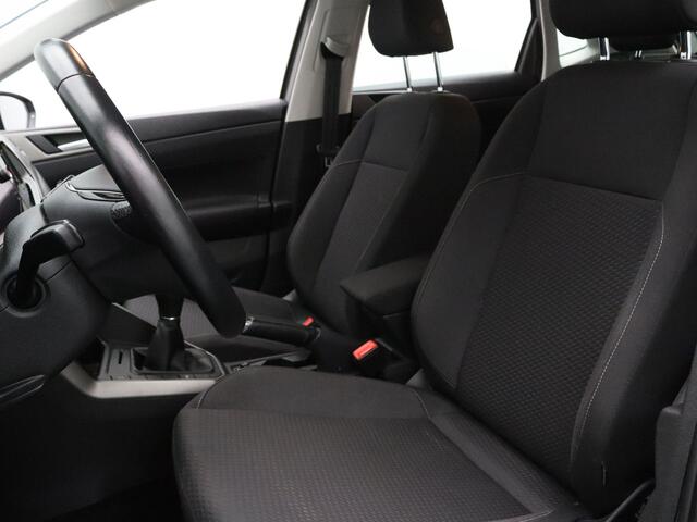 Volkswagen POLO 100pk TSI Highline Business R Adapt. Cruise | Climate | Carplay | Parkeersens. v+a