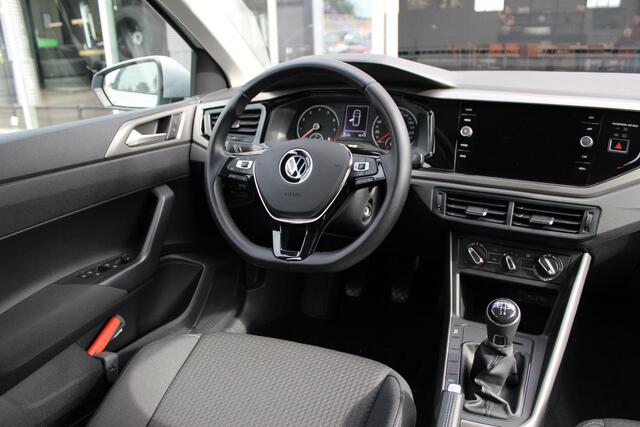 Volkswagen POLO 1.0 TSI R-Line Edition | ACC | Carplay |