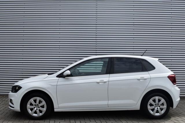 Volkswagen POLO 1.0 5DRS. COMFORTLINE / NL AUTO / P.GLASS / CRUISE