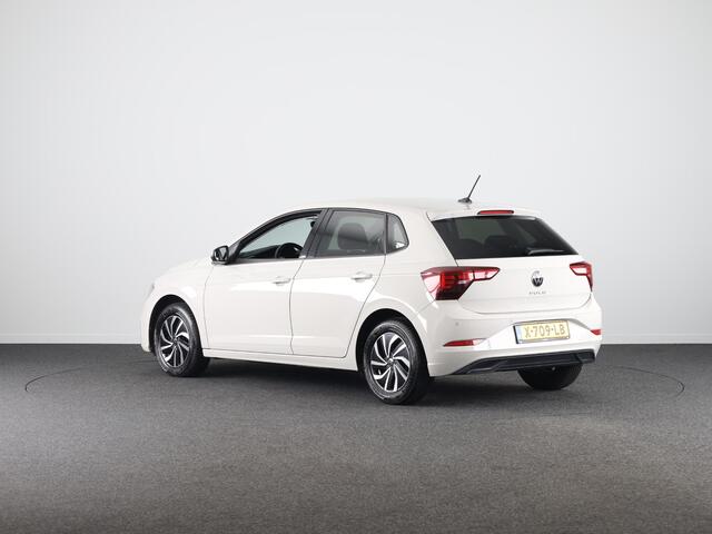 Volkswagen POLO 1.0 TSI Life 95 pk Automaat (DSG) | Verlengde garantie | Navigatie | Parkeersensoren | Achteruitrijcamera | Stoelverwarming | LED koplampen |