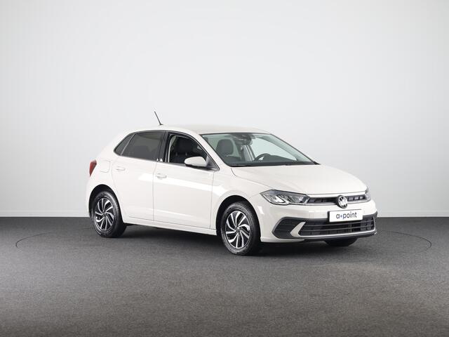 Volkswagen POLO 1.0 TSI Life 95 pk Automaat (DSG) | Verlengde garantie | Navigatie | Parkeersensoren | Achteruitrijcamera | Stoelverwarming | LED koplampen |