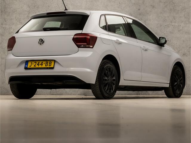 Volkswagen POLO 1.0 TSI Sportline Automaat (VIRTUAL COCKPIT, APPLE CARPLAY, GROOT NAVI, ADAPTIVE CRUISE, SPORTSTOELEN, PARKEERSENSOREN, ELEK PAKKET, NIEUWSTAAT)