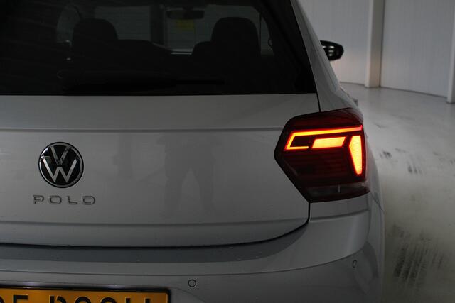 Volkswagen POLO 1.0 TSI Life 95PK Navigatie | Climate Control | Lichtmetalen velgen | Parkeersensoren