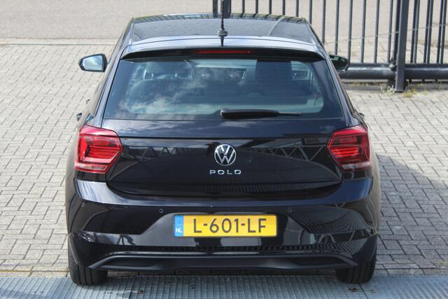 Volkswagen POLO 1.0 TSI Highline Orig. NL/Virtual cockpit/Adaptive cruise control/Navigatie/Apple carplay/Parkeersensoren rondom/DAB.