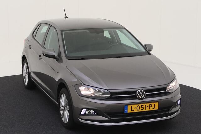 Volkswagen POLO 1.0 TSI 110pk DSG Highline / Navigatie / Parkeersensoren / Clima / 16" LMV