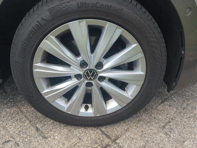 Volkswagen POLO 1.0 TSI 110pk DSG Highline / Navigatie / Parkeersensoren / Clima / 16" LMV
