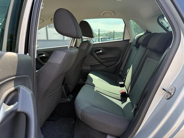 Volkswagen POLO 1.0 BlueMotion Edition Navi,Airco,Cruise,Lm velgen,5 Deurs,Lm velgen,Nieuwe Apk bij Aflevering