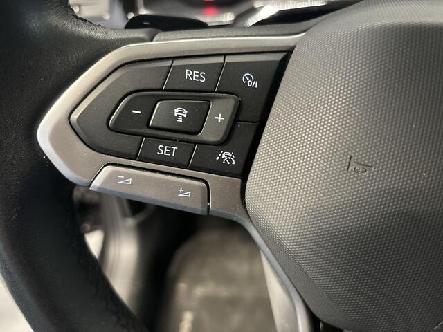 Volkswagen POLO 1.0 Tsi 95pk DSG Life Edition · Apple/Android Car Play · Navi · Camera · P-Sensoren · Draadloos Opladen · Getint Glas · 15'' Inch · Garantie t/m 23-05-2028 of 100.000km