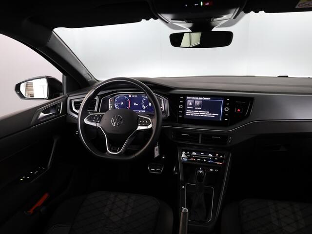 Volkswagen POLO 1.0 TSI R-Line 95 pk Automaat (DSG) | Verlengde garantie | Navigatie via App | Parkeersensoren | Adaptieve cruise control | Matrix LED koplampen |