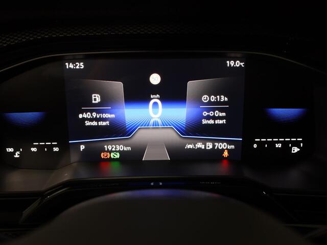 Volkswagen POLO 1.0 TSI Life Edition 95 pk Automaat (DSG) | Verlengde garantie | Navigatie via App | Parkeersensoren achter | Achteruitrijcamera | Adaptieve cruise control | LED koplampen |