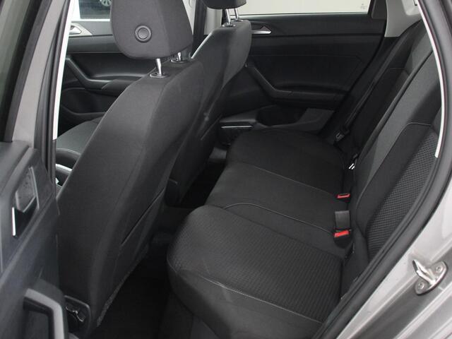 Volkswagen POLO 1.0 TSI DSG Comfortline Plus Volkswagen Polo 1.0 TSI Comfortline | Navigatie | Apple Carplay/Android Auto | Climate Control | Adaptive Cruise Control | Extra Getint Glas | Voorstoelen Verwarmd |