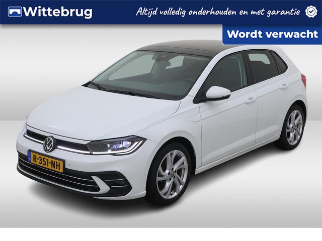 Volkswagen POLO 1.0 TSI Style / PANO/ CAMERA/ PARK. SENSOREN/ IQ. LIGHT/ DIGITAL DASHBOARD/ GETINT GLAS/ NAVI/ CLIMA/ 17" LMV