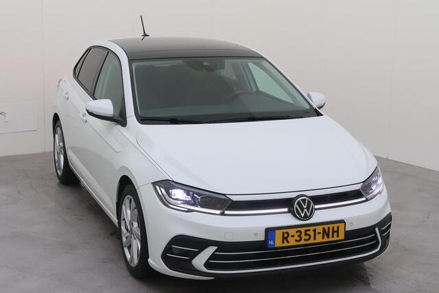 Volkswagen POLO 1.0 TSI Style / PANO/ CAMERA/ PARK. SENSOREN/ IQ. LIGHT/ DIGITAL DASHBOARD/ GETINT GLAS/ NAVI/ CLIMA/ 17" LMV