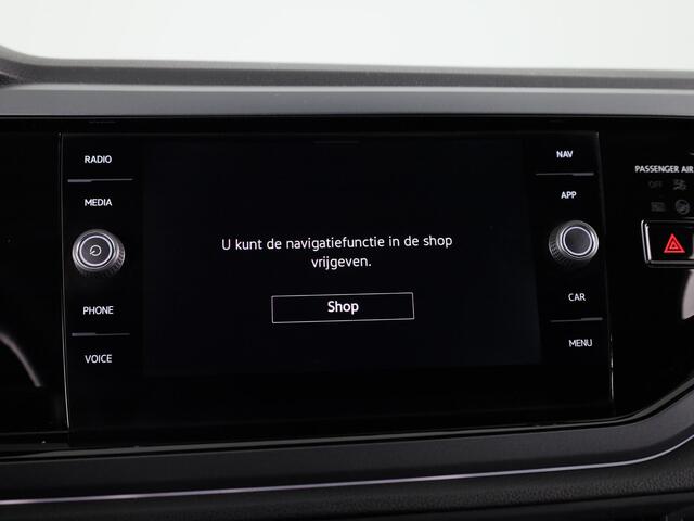 Volkswagen POLO 1.0 TSI R-Line 95 pk Automaat (DSG) | Verlengde garantie | Navigatie via App | Parkeersensoren | Matrix LED koplampen | Apple Carplay/Android Auto | R-Line |