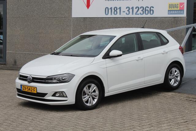 Volkswagen POLO 1.0 TSI Comfortline Navigatie/Adaptive cruise control/Airco/Apple carplay/Multifunctioneel stuurwiel/15'' Lichtmetalen velgen/Elektrische ramen/Elektrisch verstelbare spiegels.