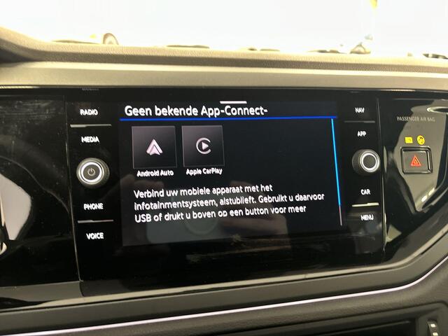 Volkswagen POLO 1.0 Tsi 95pk DSG R-Line · Apple/Android Car Play · Camera · ACC · Climatronic · Getint Glas · 16'' Inch · Garantie t/m 17-11-2028 of 100.000km