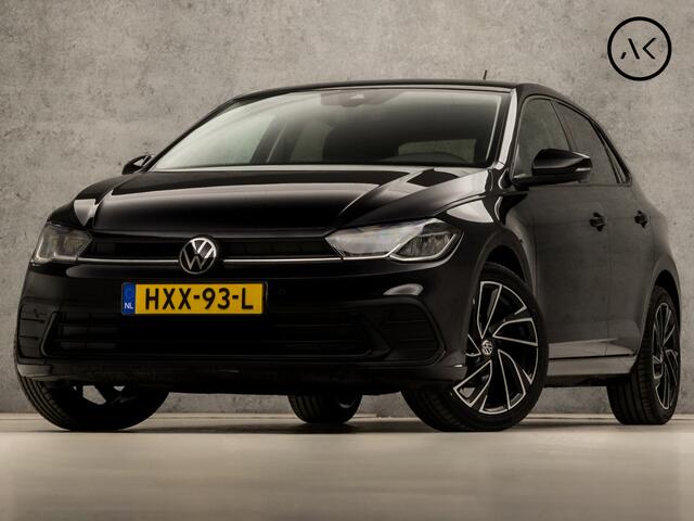 Volkswagen POLO 1.0 TSI Sportline Automaat (VIRTUAL COCKPIT, APPLE CARPLAY, KEYLESS, GROOT NAVI, CLIMATE, SPORTSTOELEN, LM VELGEN, CAMERA, GETINT GLAS, NIEUWSTAAT)