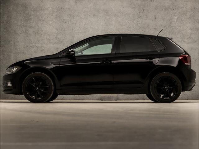 Volkswagen POLO 1.0 Sportline (APPLE CARPLAY, CRUISE, GETINT GLAS, LM VELGEN, ARMSTEUN, SPORTSTOELEN, ELEK PAKKET, LED ACHTERLICHTEN, NIEUWE APK, NIEUWSTAAT)