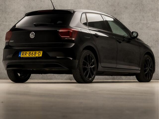 Volkswagen POLO 1.0 Sportline (APPLE CARPLAY, CRUISE, GETINT GLAS, LM VELGEN, ARMSTEUN, SPORTSTOELEN, ELEK PAKKET, LED ACHTERLICHTEN, NIEUWE APK, NIEUWSTAAT)