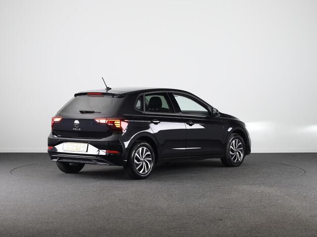 Volkswagen POLO 1.0 TSI Life Edition 95 pk Automaat (DSG) | Verlengde garantie | Navigatie | Parkeersensoren achter | Achteruitrijcamera | Adaptieve cruise control | LED koplampen |