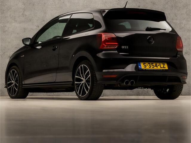 Volkswagen POLO 1.8 TSI GTI 192Pk (APPLE CARPLAY, NAVIGATIE, CLIMATE, STOELVERWARMING, SPORTSTOELEN, PARKEERSENSOREN, CRUISE, GETINT GLAS, LM VELGEN, NIEUWE APK, NIEUWSTAAT)