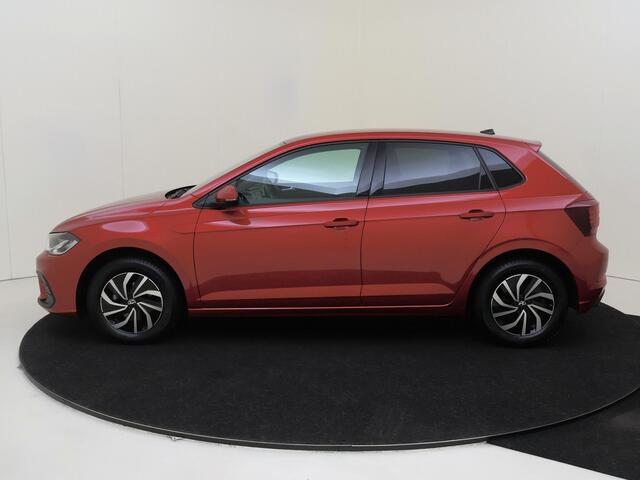 Volkswagen POLO 1.0 TSI Life | Parkeersensoren | Adaptieve cruise control | Climate Control | CarPlay | Lane assist | Bluetooth |
