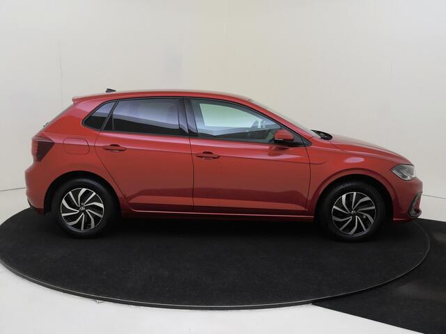 Volkswagen POLO 1.0 TSI Life | Parkeersensoren | Adaptieve cruise control | Climate Control | CarPlay | Lane assist | Bluetooth |
