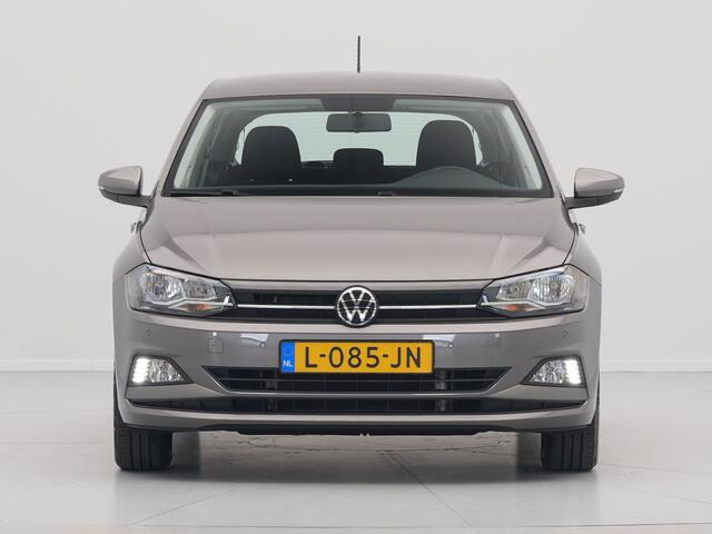 Volkswagen POLO 1.0 TSI 95pk Comfortline Navigatie Pdc Airco Acc 237