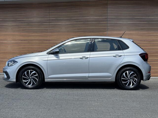 Volkswagen POLO 1.0 TSI Live Business Clima / Lm velg / Camera / PDC / Carplay / stoelverwarming enz
