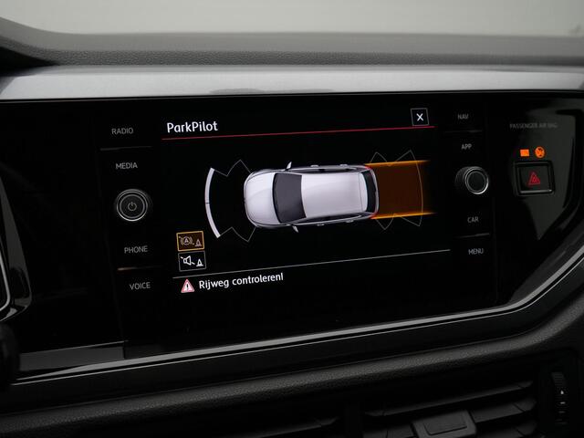 Volkswagen POLO 2.0 TSI 200 pk DSG GTI | Panoramadak | Stoelverwarming | Adaptive Cruise | Navigatie