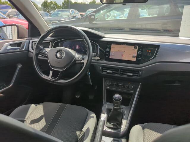 Volkswagen POLO 1.0 TSI 96PK Highline / Panoramadak / LED / Digitale Cockpit / Parkeersensoren V+A / App-Connect