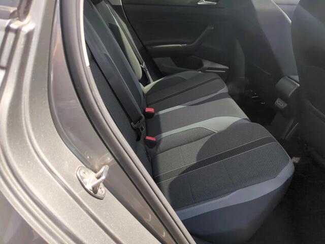 Volkswagen POLO 1.0 TSI 96PK Highline / Panoramadak / LED / Digitale Cockpit / Parkeersensoren V+A / App-Connect