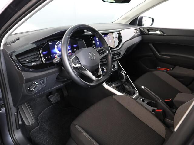 Volkswagen POLO 1.0 TSI Life Edition 95 pk Automaat (DSG) | Verlengde garantie | Navigatie via App | Parkeersensoren | Achteruitrijcamera | Adaptieve cruise control | Stoelverwarming |