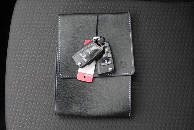 Volkswagen POLO 1.0 TSI Comfortline Automaat/Adaptive cruise control/Airco/Bluetooth/Orig. NL/NAP/Elektrische ramen/Elektrisch verstelbare spiegels.